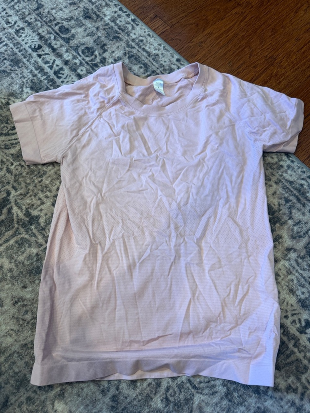 Workout Short Sleeve Top - Light Pink